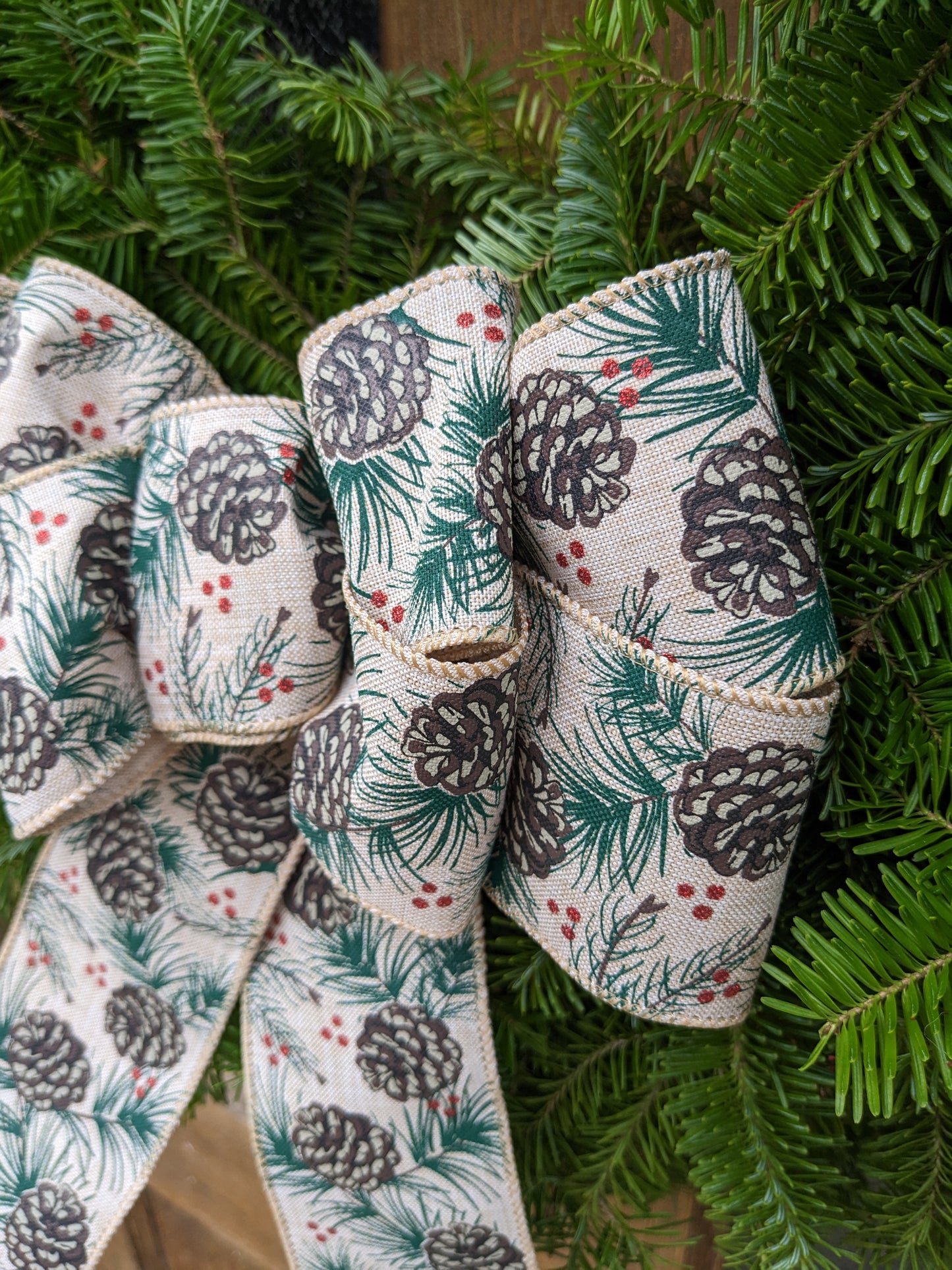 Pine Cone Bow